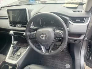 Toyota RAV4 2020 Gray