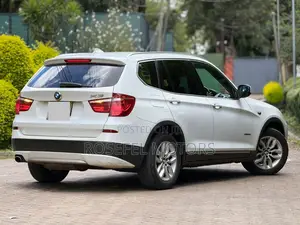 BMW X3 xDrive28i 4dr SUV AWD (2.0L 4cyl Turbo 8A) 2014 White