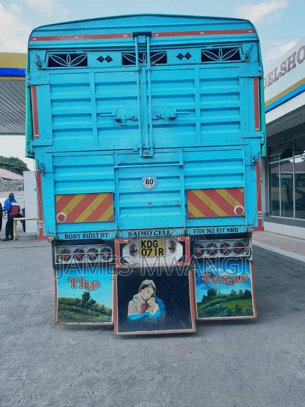 Lorry. NQR KDG 071r - thumbnail 6