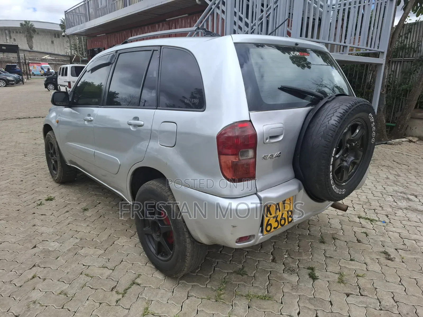 Toyota RAV4 1999 Silver