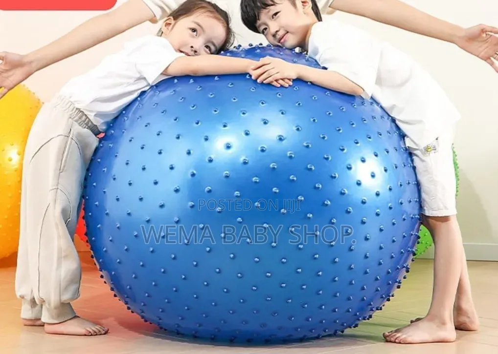 Spike Gym Ball Large Sensory/Fitness Anti Slip/Yoga Exercise Balls75cm