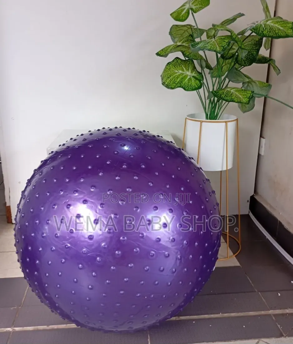 Spike Gym Ball Large Sensory/Fitness Anti Slip/Yoga Exercise Balls75cm