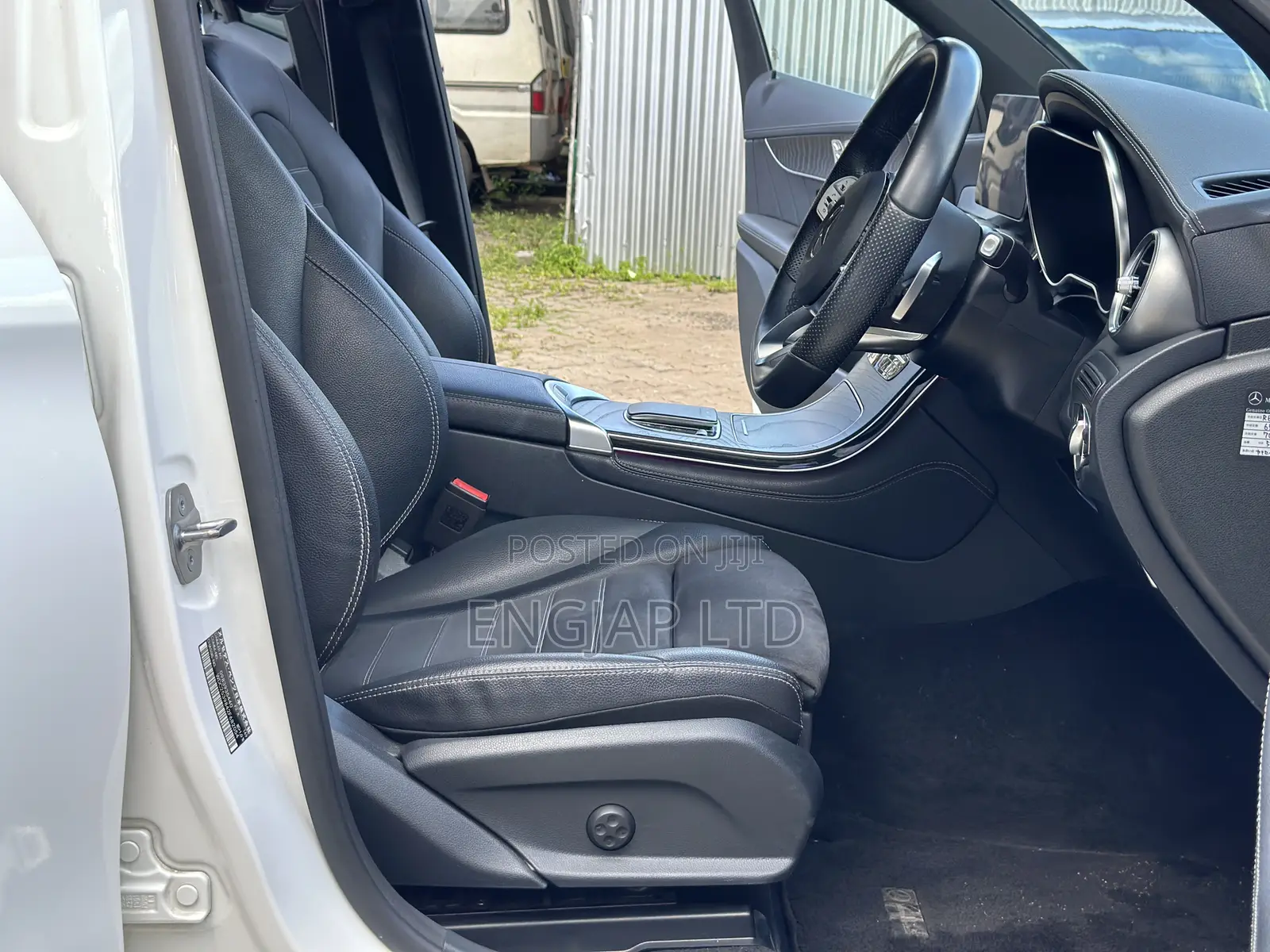 Mercedes-Benz GLC-Class 2019 Pearl