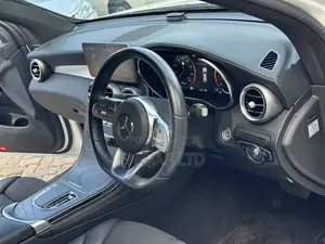 Mercedes-Benz GLC-Class 2019 Pearl