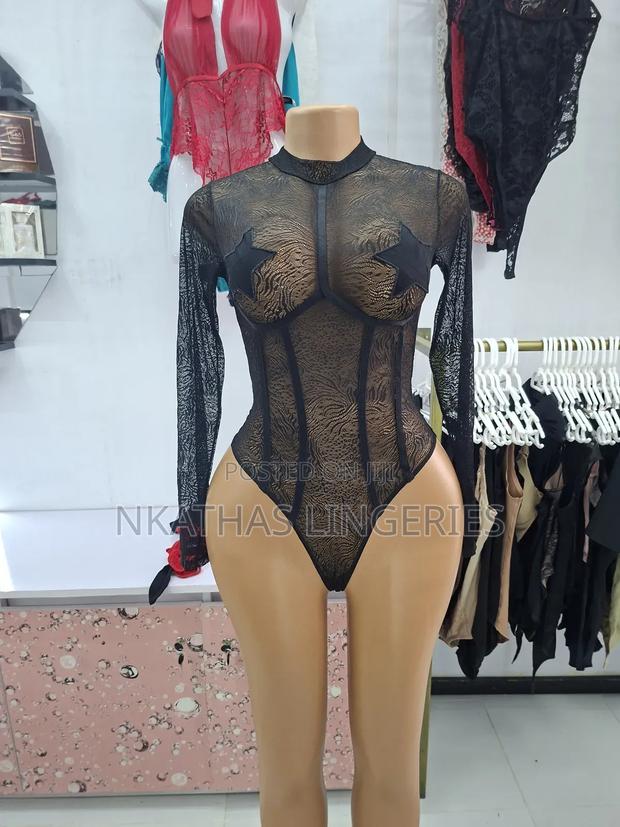 Lingeries. - thumbnail 2