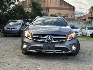 Mercedes-Benz GLA-Class 2018 Gray