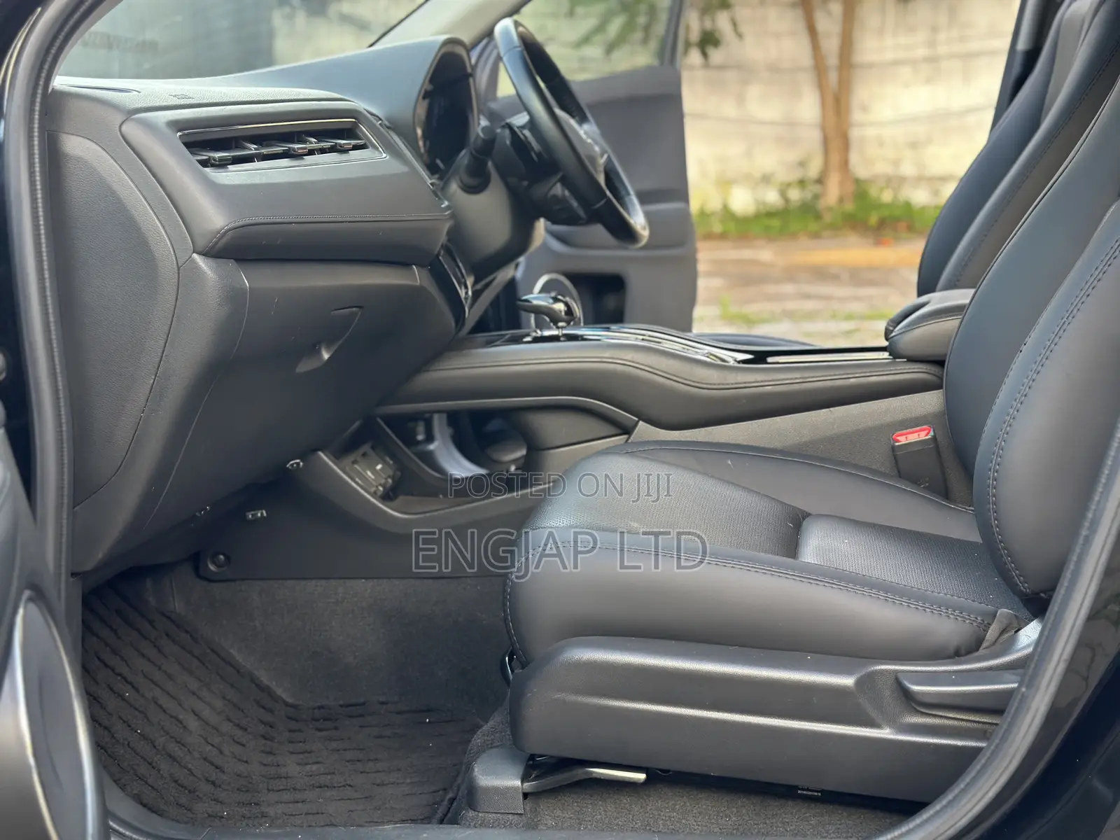 Honda Vezel 1.5 Hybrid 2WD 2019 Black