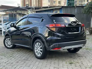 Honda Vezel 1.5 Hybrid 2WD 2019 Black