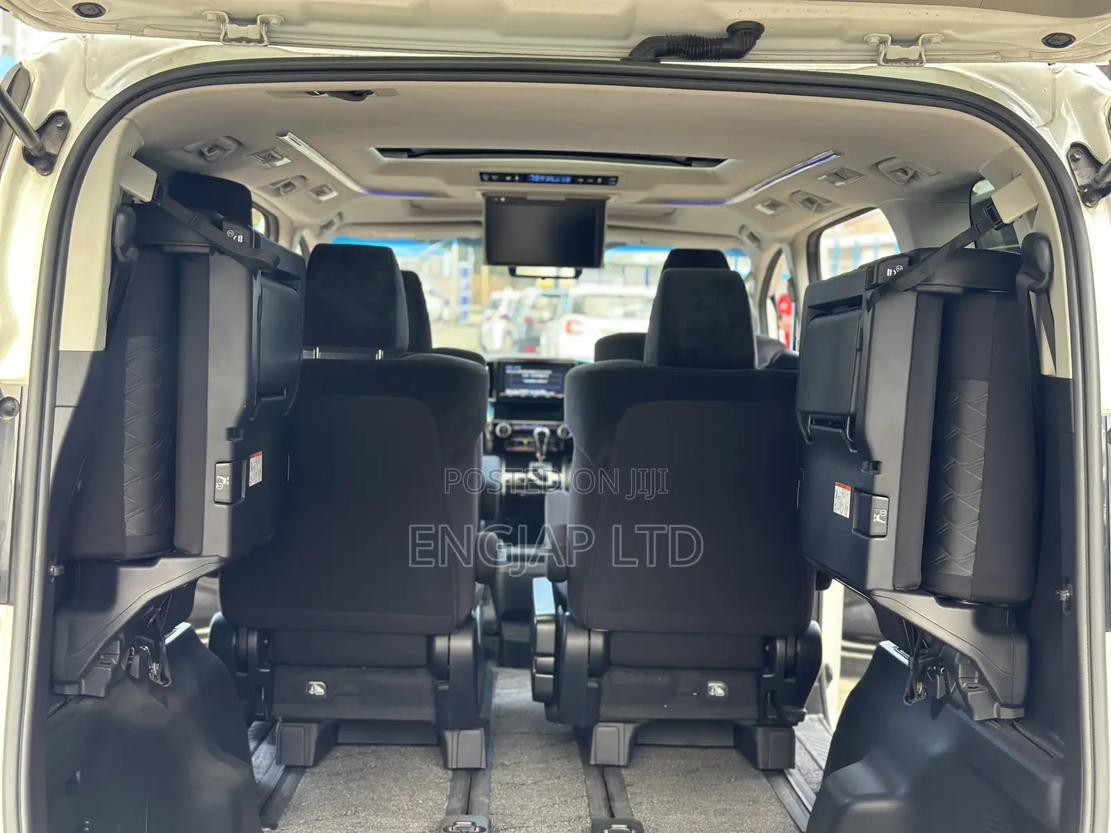 Toyota Vellfire 2018 White