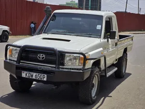 Toyota Land Cruiser 79 Series 2008 Gold