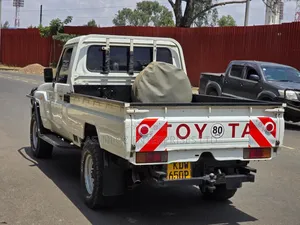 Toyota Land Cruiser 79 Series 2008 Gold
