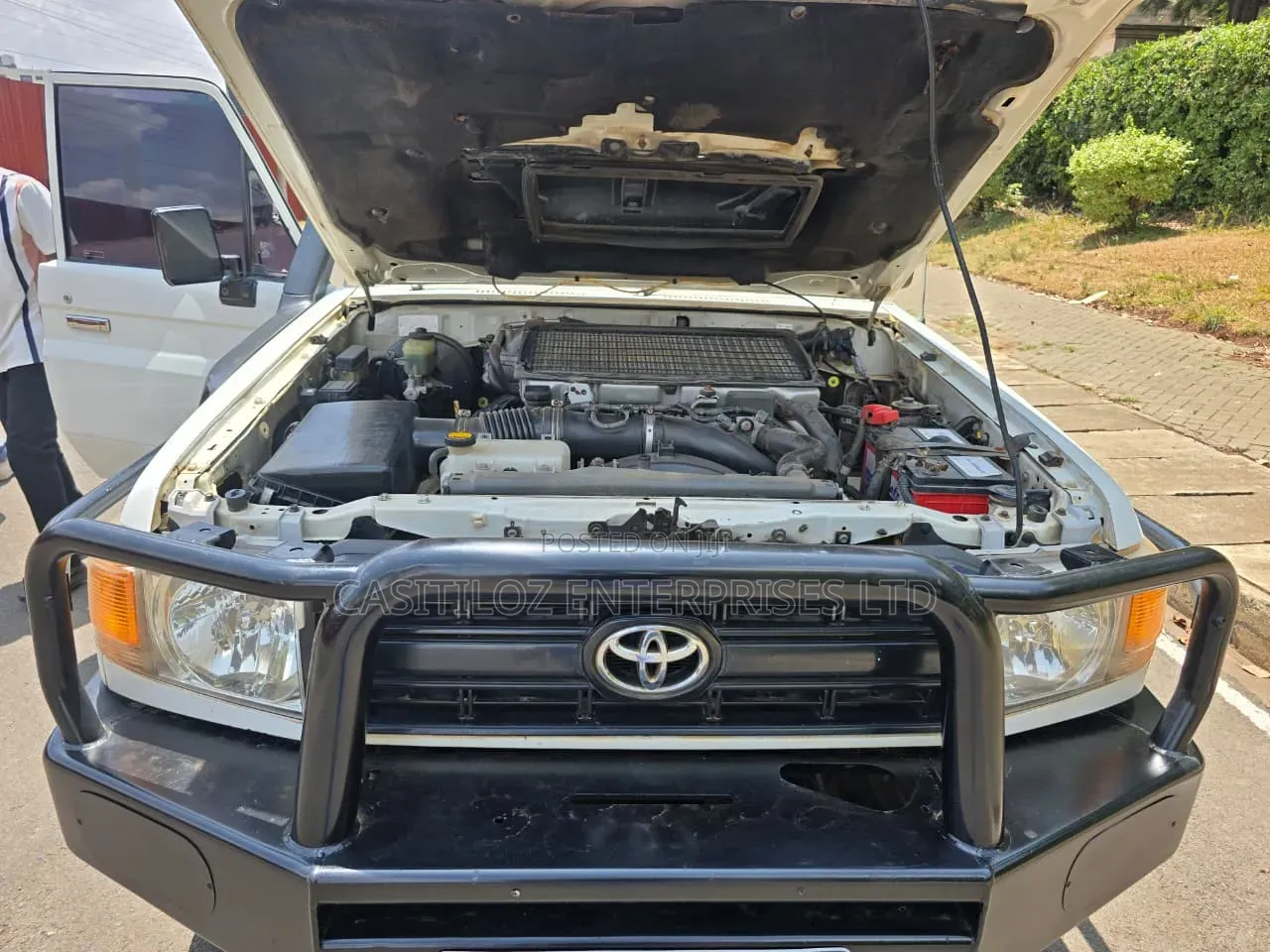 Toyota Land Cruiser 79 Series 2008 Gold