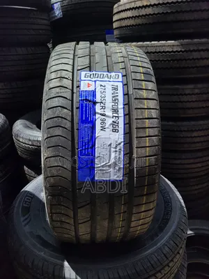 275/35r19 Goddard
