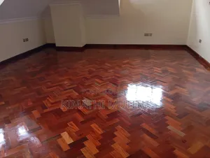 4bdrm Maisonette in Fairacres, Karen C for sale