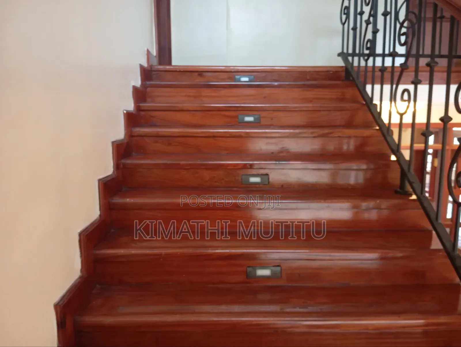 4bdrm Maisonette in Fairacres, Karen C for sale