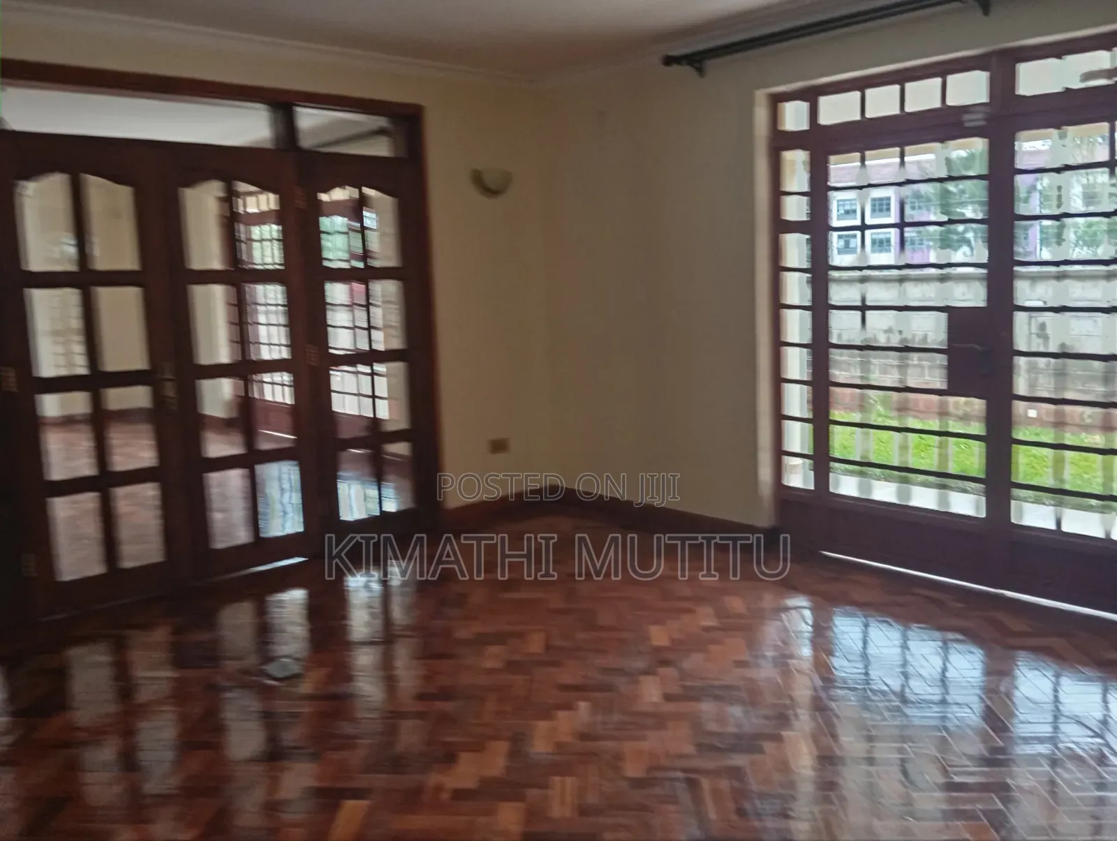 4bdrm Maisonette in Fairacres, Karen C for sale