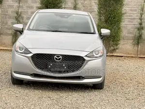 Mazda 2 2020 Silver