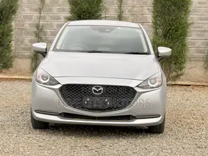 Mazda 2 2020 Silver