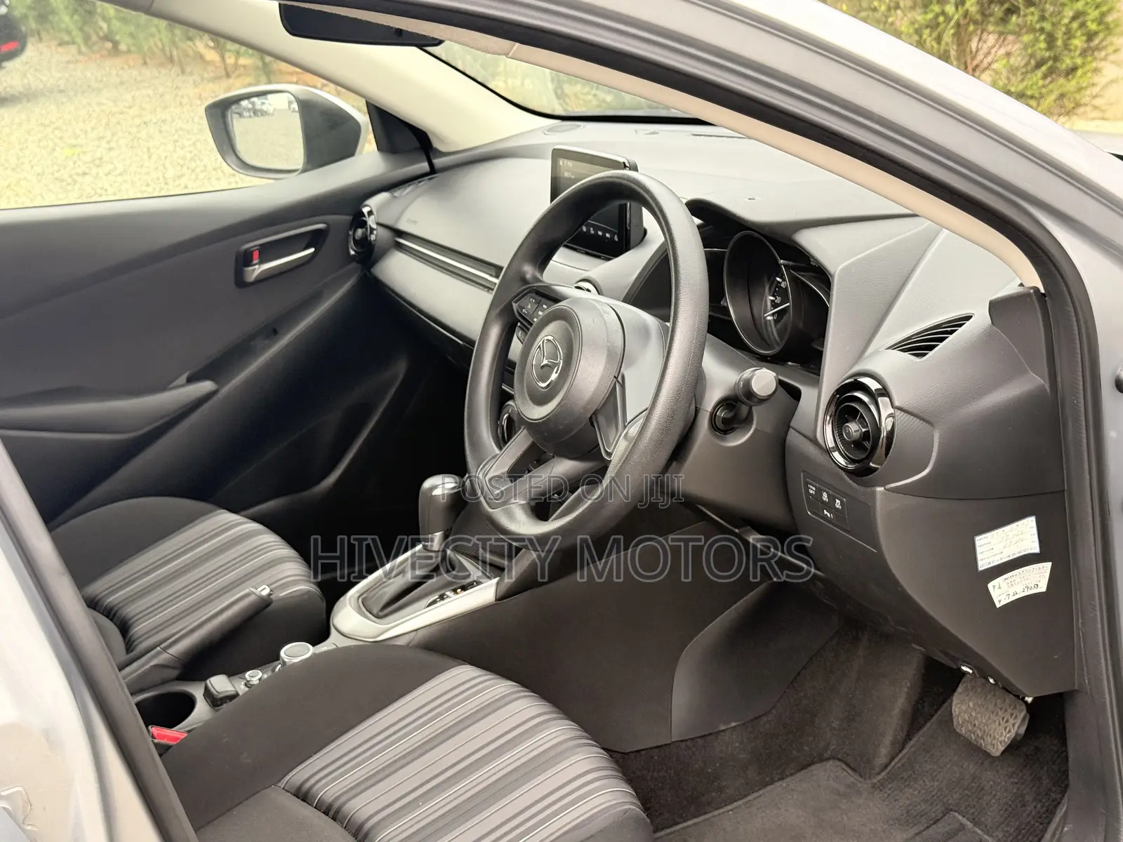 Mazda 2 2020 Silver