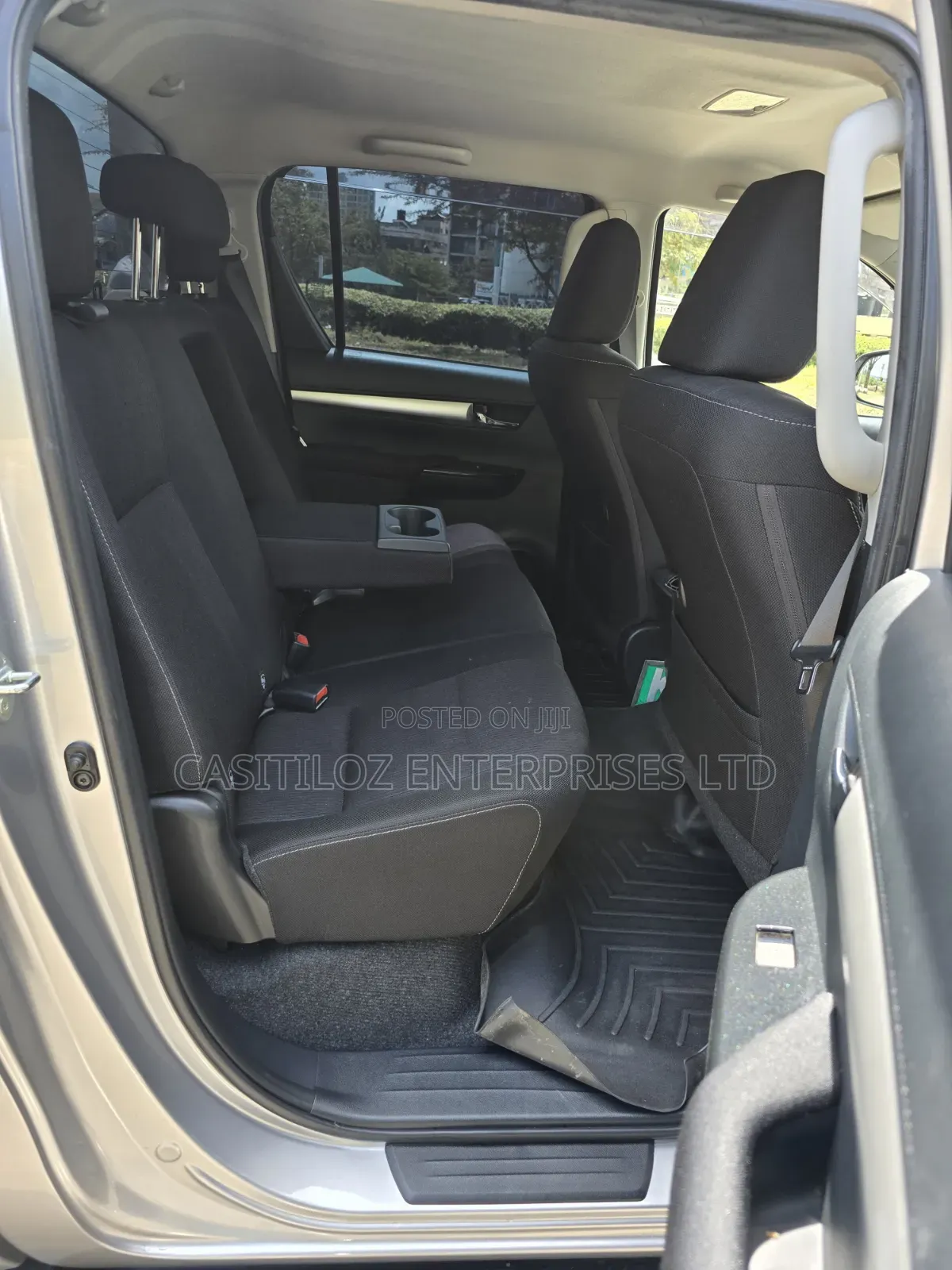 Toyota Hilux Revo Double Cab Deisel 2.4 AWD 2021 Silver