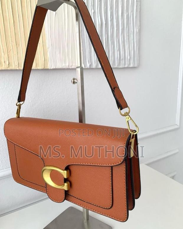Statement Coach T at Bby Shoulder Bag 26 - thumbnail 2