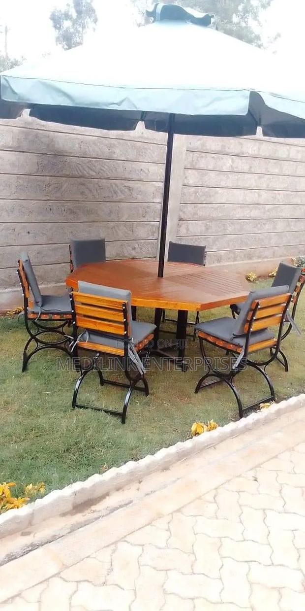 6 Chairs +Cushions+Parasol and Tables