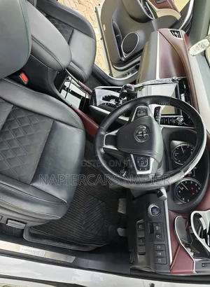 Toyota Harrier 2019 White