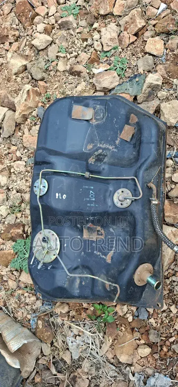 Toyota 100, 102, Fuel Tank