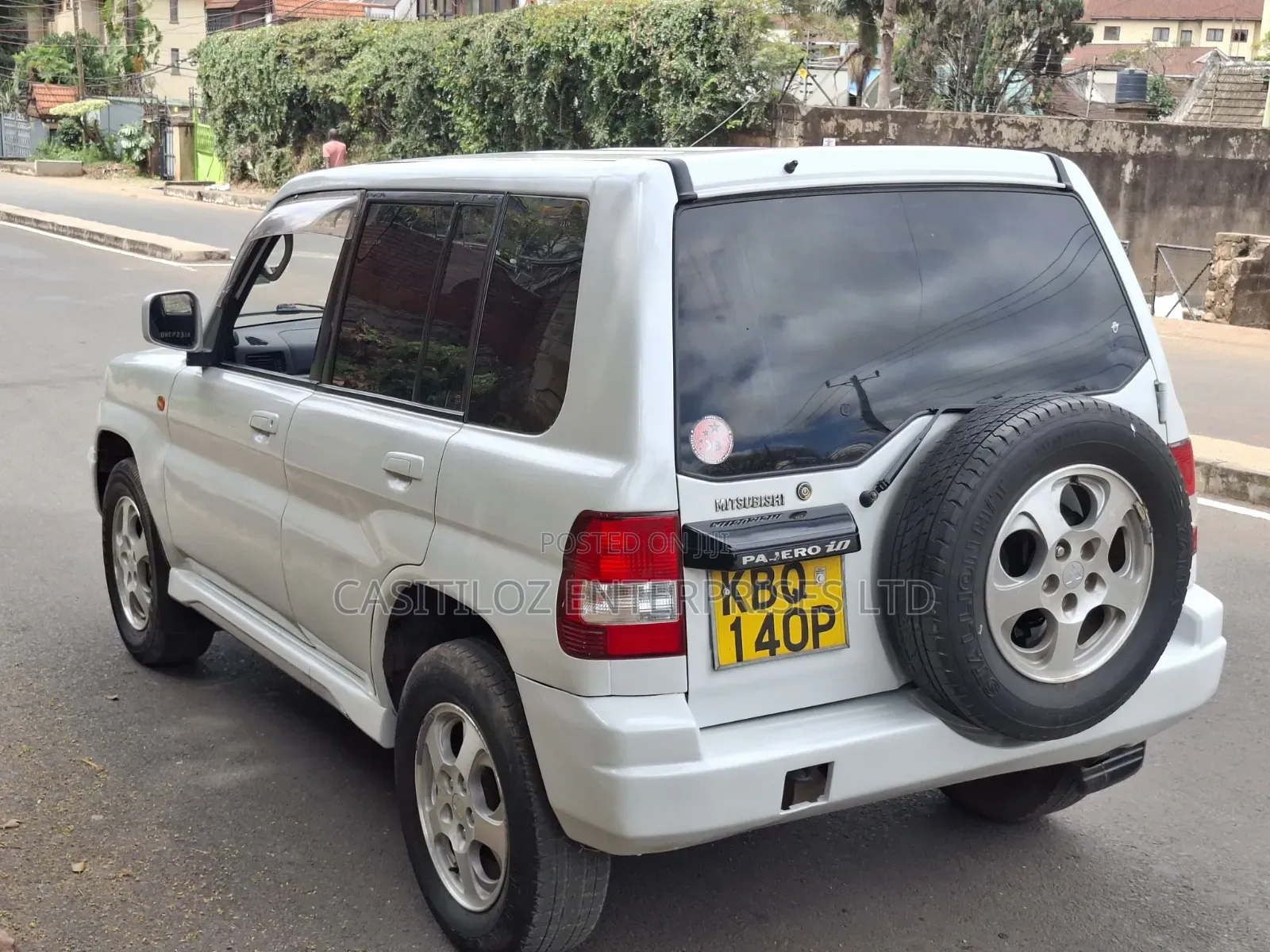 Mitsubishi Pajero IO 1999 White