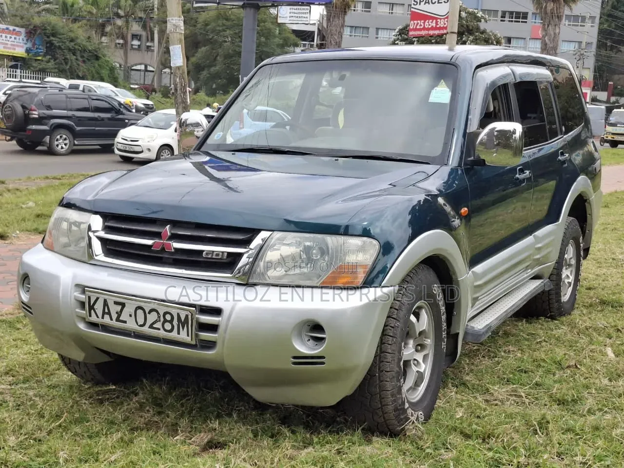 Mitsubishi Pajero Sport 2000 Green