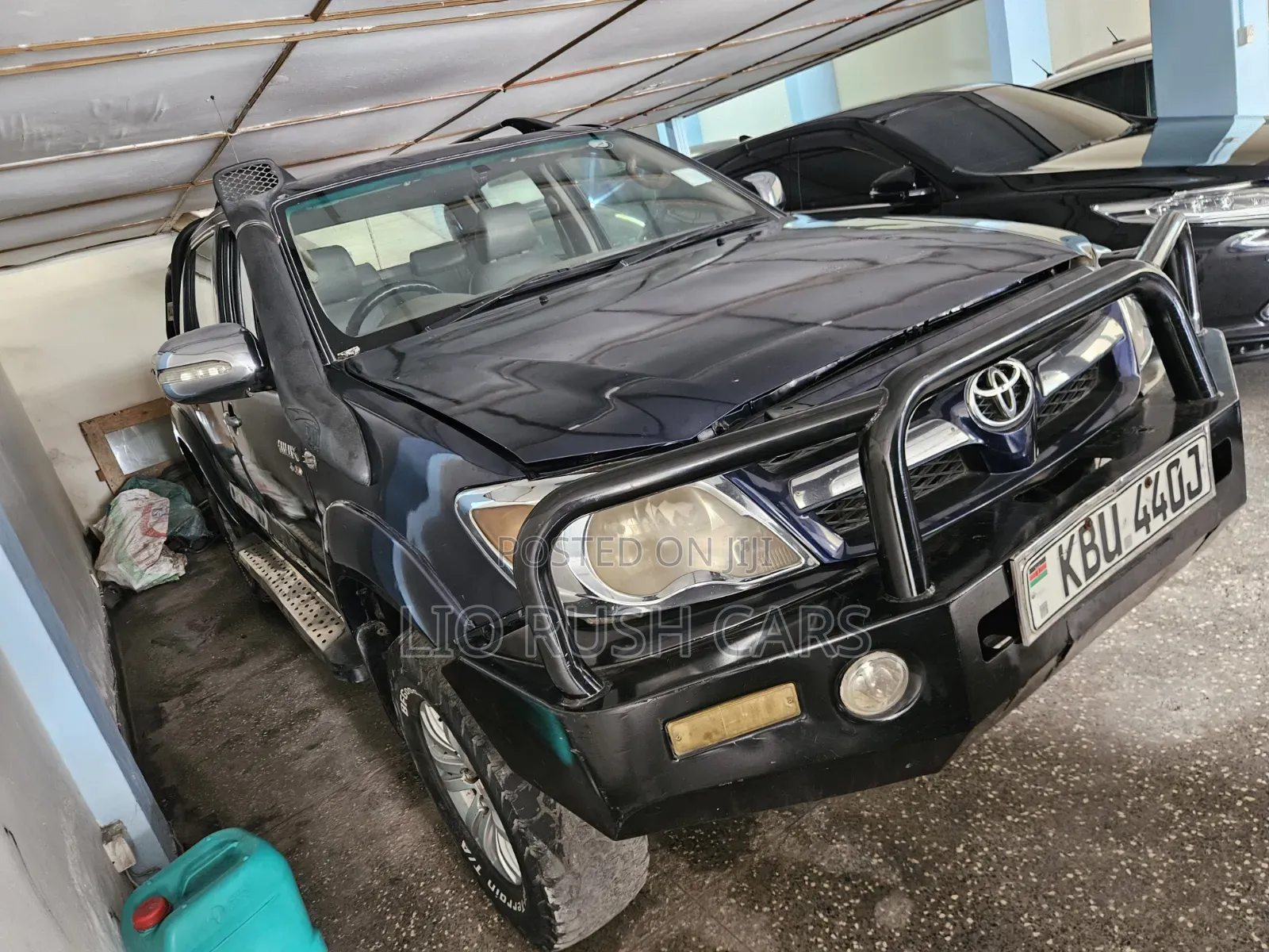 Toyota Hilux 2006 Black
