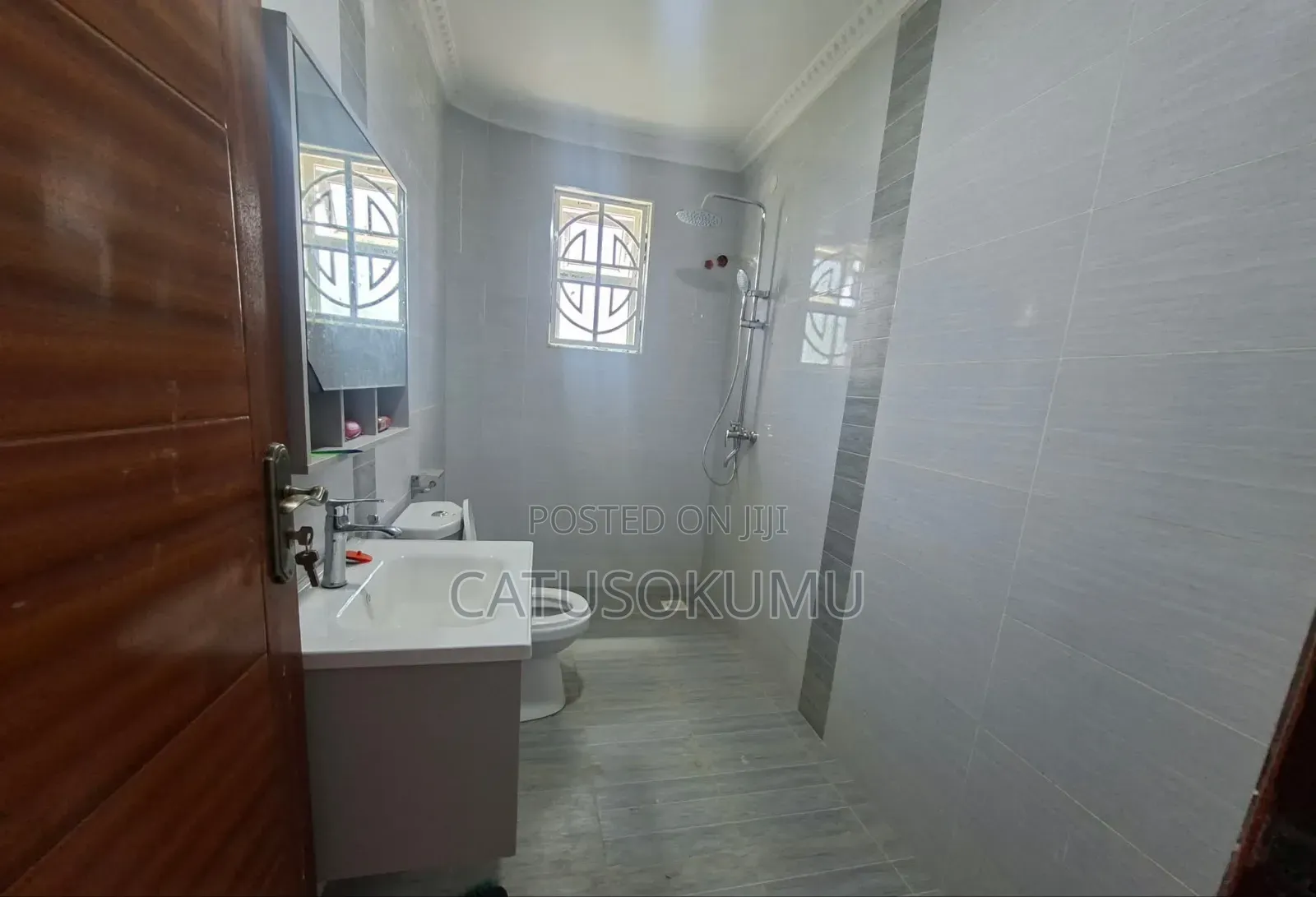 6bdrm Maisonette in Syokimau, Gateway Mall Area for rent