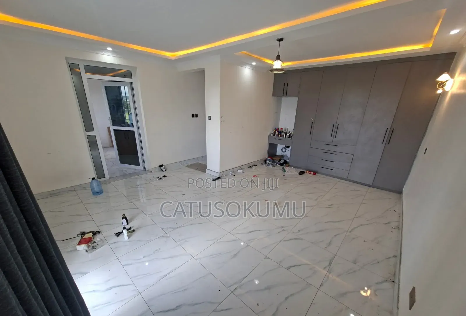 6bdrm Maisonette in Syokimau, Gateway Mall Area for rent