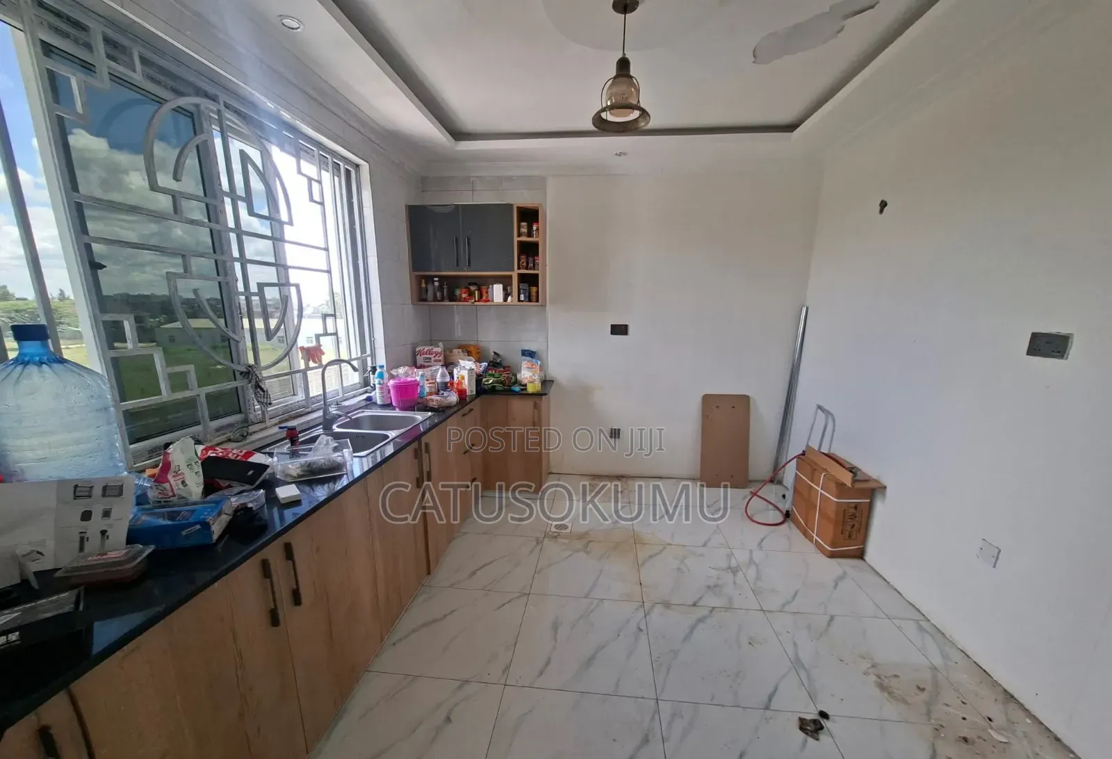 6bdrm Maisonette in Syokimau, Gateway Mall Area for rent