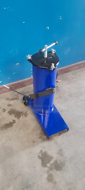 Manual Foot Grease Bucket