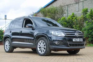 Volkswagen Tiguan 2012 Black