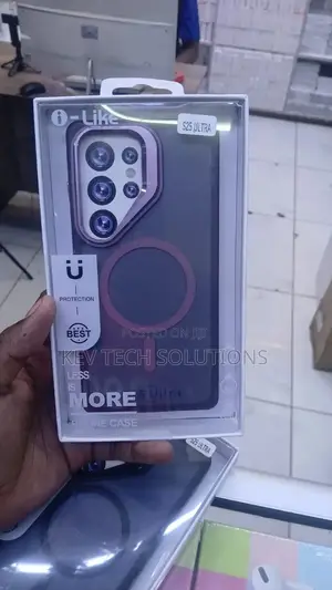 Samsung S25 Phone Case With Stand