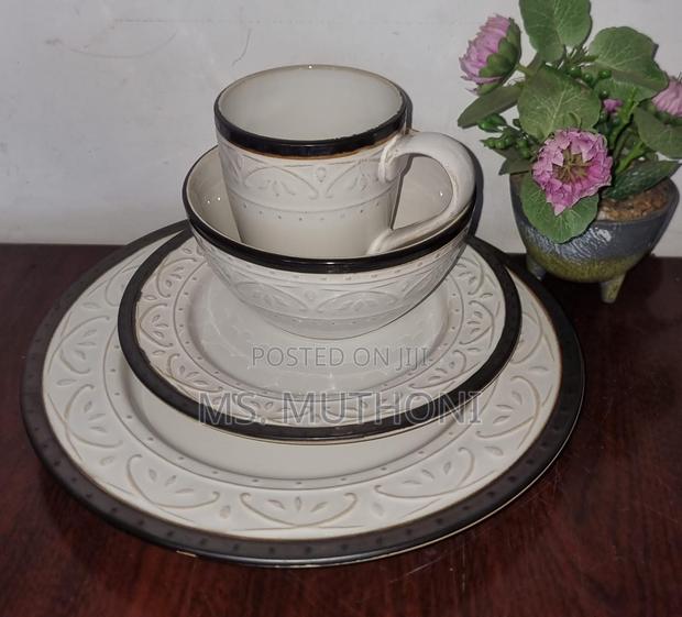 Vintage 24pc Ceramic Dinner Sets - thumbnail 9