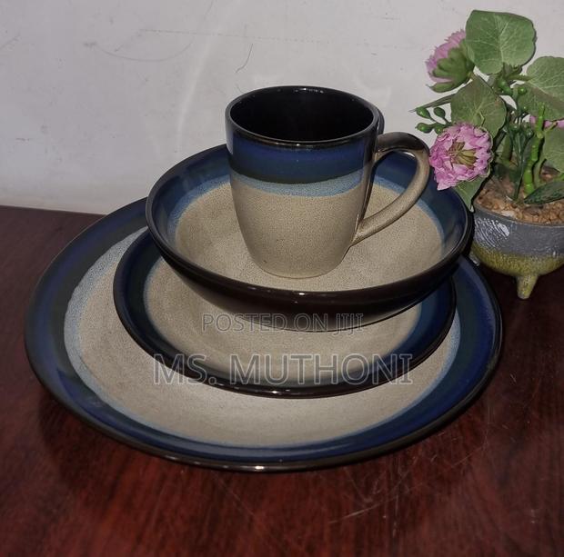 Vintage 24pc Ceramic Dinner Sets - thumbnail 6