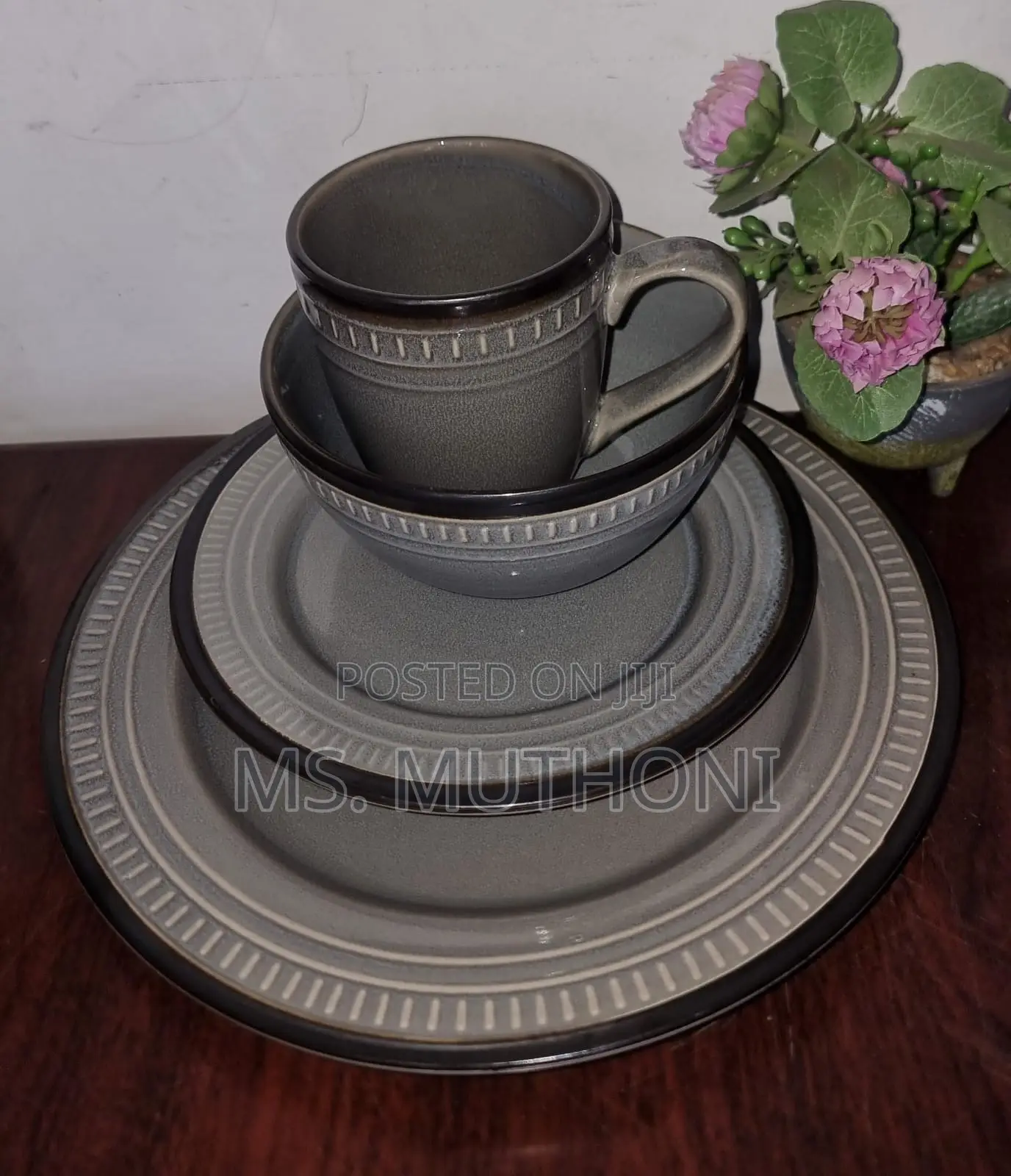 Retro 24pc Ceramic Dinner Sets