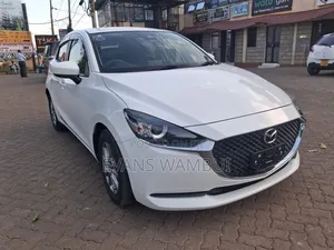 Mazda 2 2020 Pearl