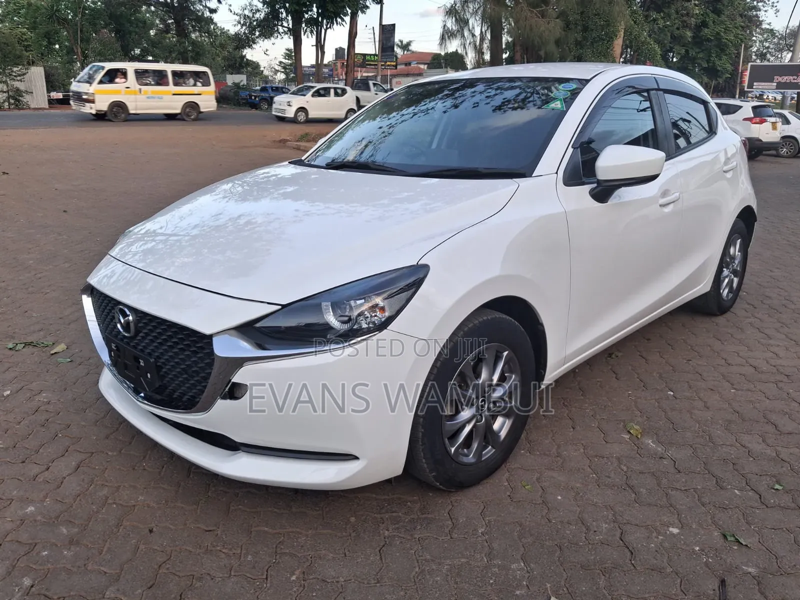 Mazda 2 2020 White