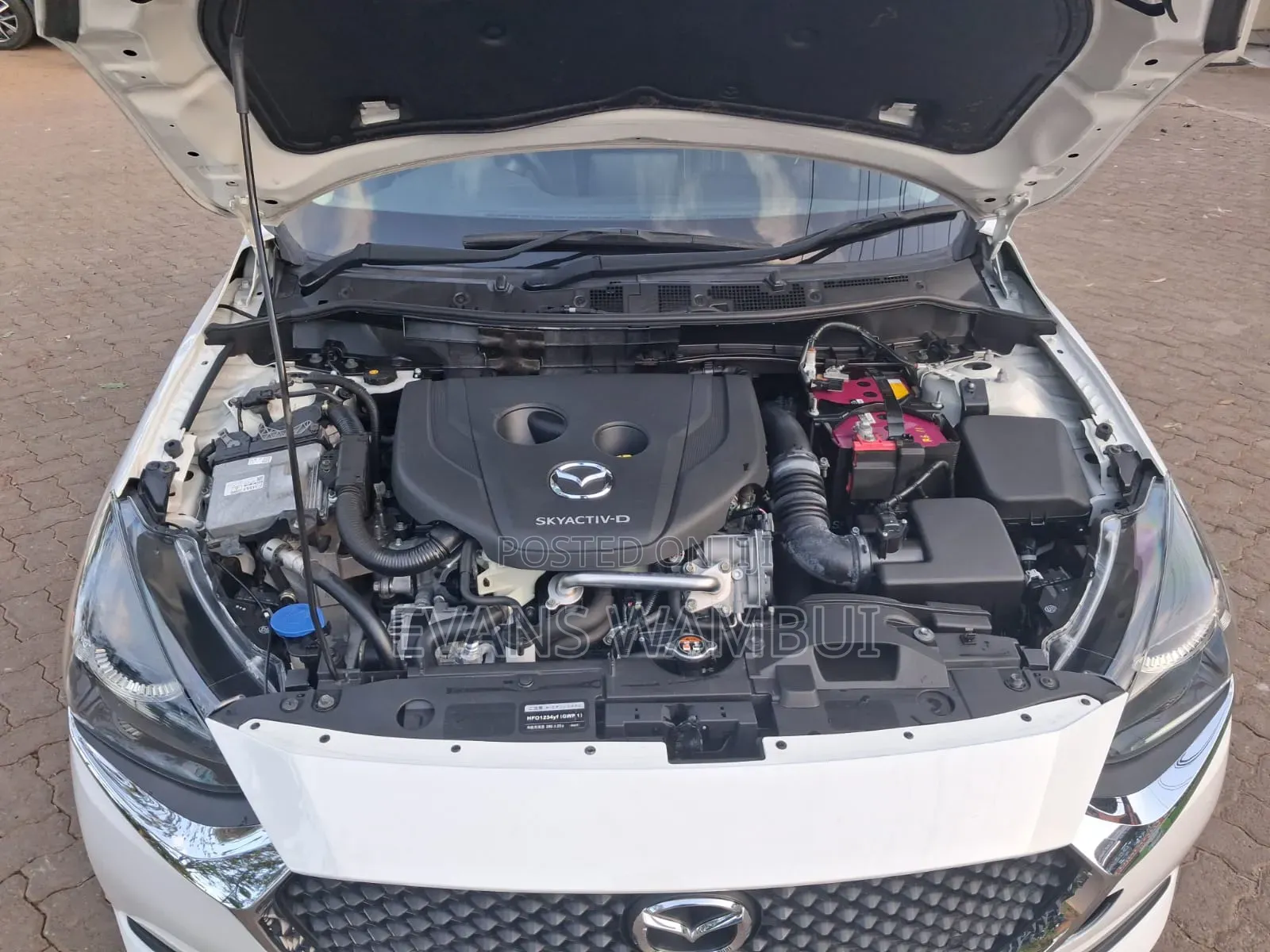 Mazda 2 2020 White