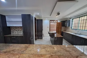 5bdrm Maisonette in Kitengela for rent