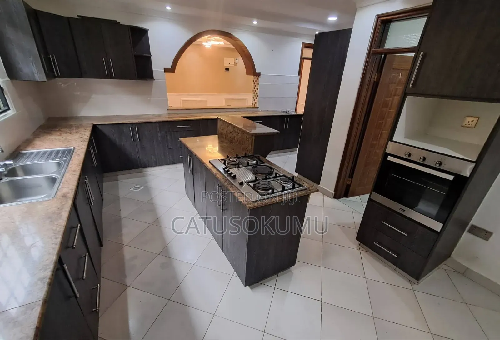 5bdrm Maisonette in Kitengela for rent
