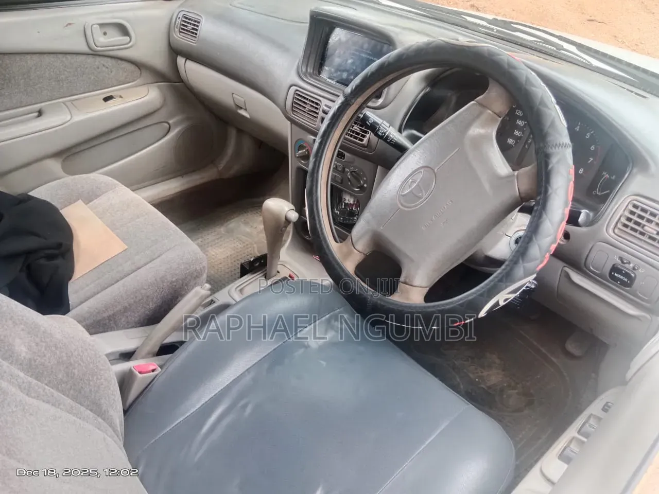 Toyota Corolla 1998 White