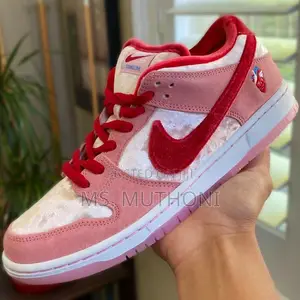 Nike Sb Dunk Low Pro X Strangelove Skateboards Sneaker Size 36-42