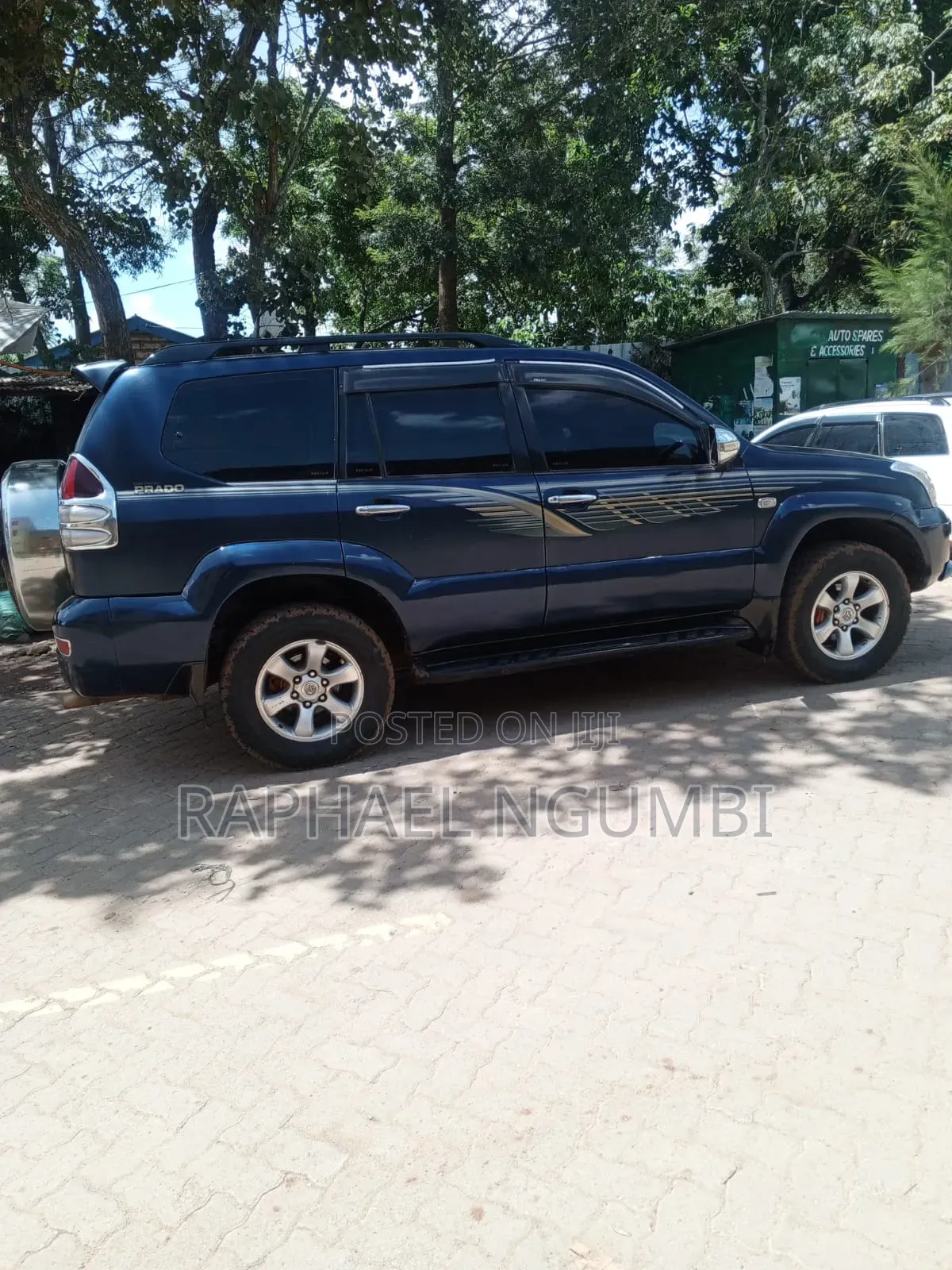 Toyota Land Cruiser Prado 2003 Blue