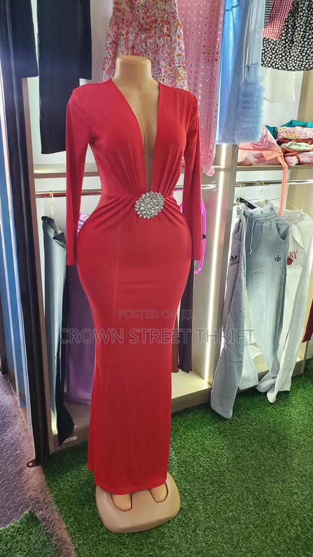 Stylish Dinner Dress - thumbnail 2