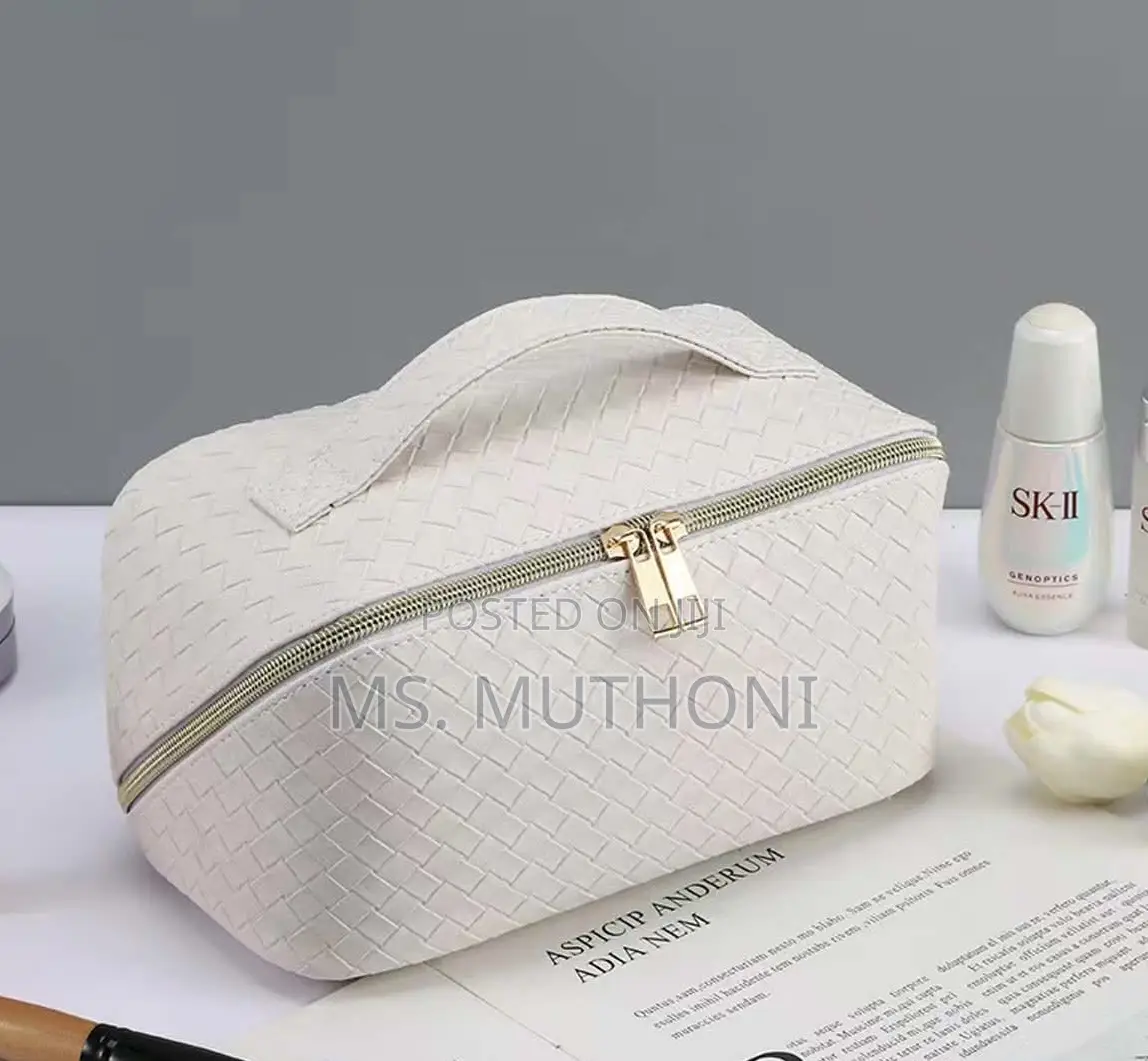 Convenient Woven Texture Cosmetic / Travel / Toiletries Bag